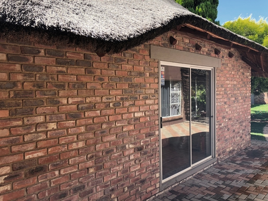 3 Bedroom Property for Sale in Grimbeeck Park North West